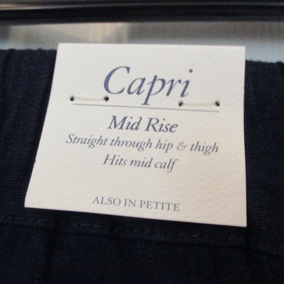 Croft & Barrow Navy Capris - Picture 2 of 4